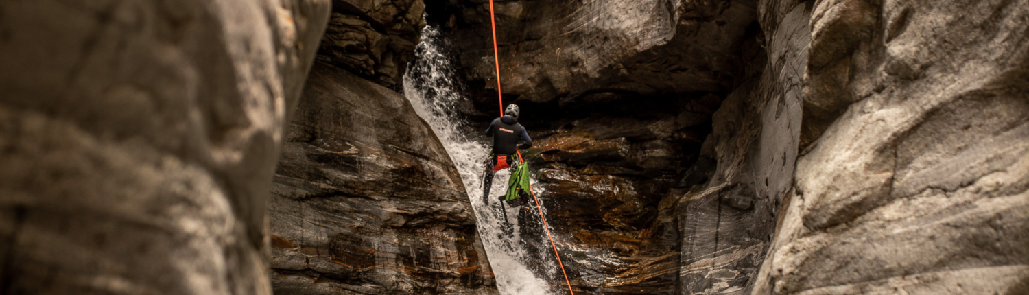 200-CanyoningTrip